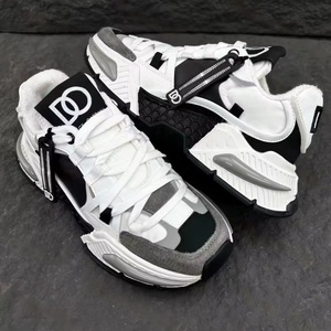 รองเท้าเดินลำลองคุณภาพสูง ระบายอากาศได้ดี สำหรับผู้ชายและผู้หญิง หนังแท้ ดีไซน์หรูหรา ใส่ได้ทุกฤดู - Product Image 1