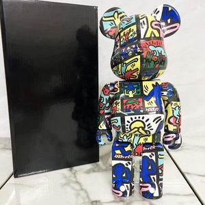Figuras de acción <span class=keywords><strong>BearBrick</strong></span> 400% de resina artística esculpida al por mayor, adorno de escritorio para sala de estar, muñeco de personaje, regalo para el hogar nuevo - Product Image 2