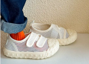 Nuevos zapatos de malla transpirable para niños, zapatillas planas antideslizantes de verano para caminar para <span class=keywords><strong>bebés</strong></span> 22-30, precio bajo, fábrica de Wenzhou - Product Image 5