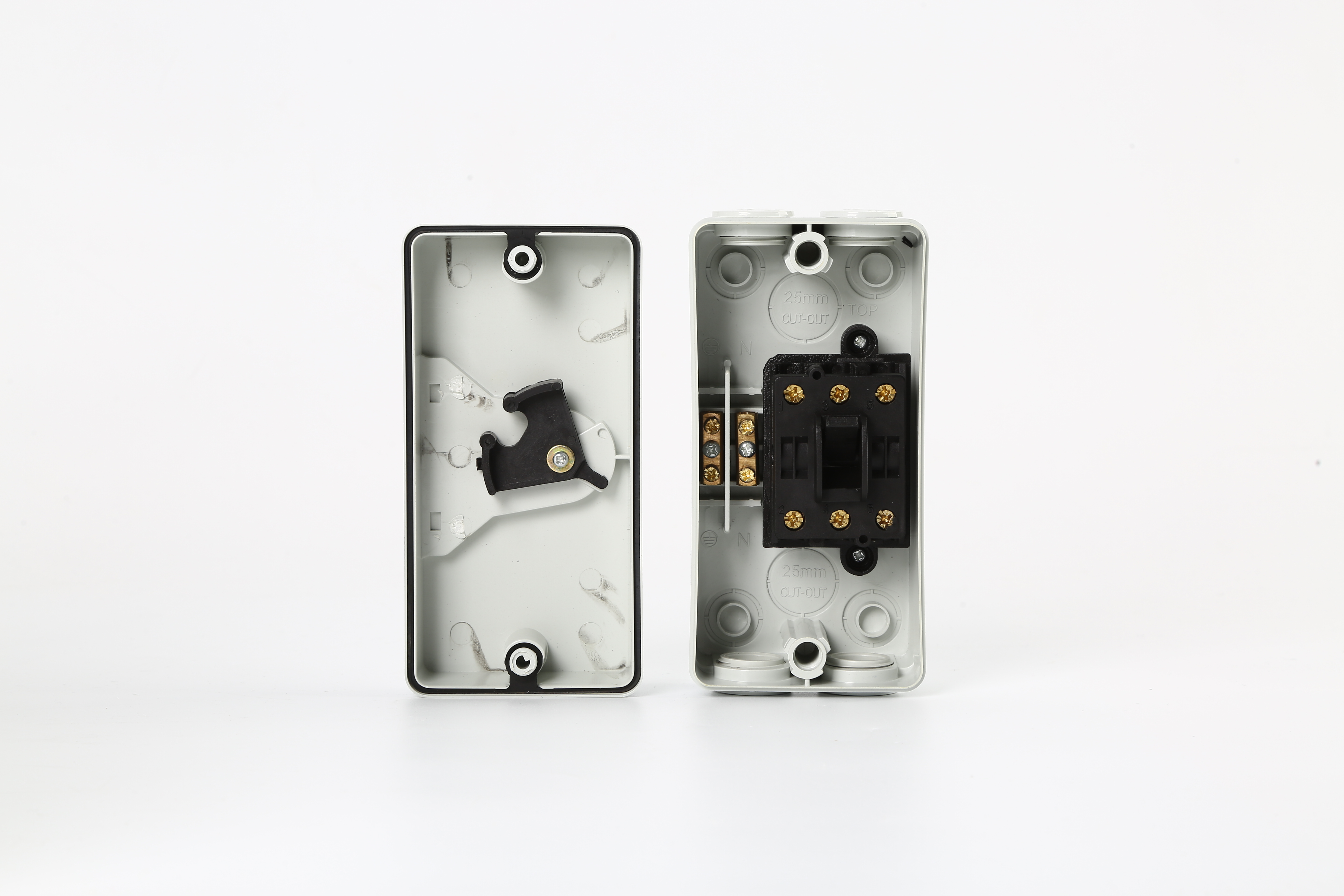 Водонепроницаемый изолятор высоты IP66 переменного тока с красной ручкой, закрытый 1P 2P 2P 4P UKF 240 в 440 В 63a