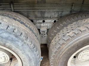 Low Cost Secondhand Zoomlion 70 Ton Truck with <b>Crane</b> for Construction Work - Product Image 6