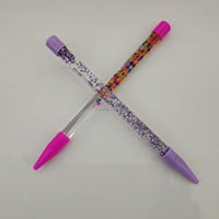 Stylos publicitaires promotionnels en cristal, stylos à bille artistiques avec flotteur liquide, remplis d'acrylique, paillettes flottantes, sequins personnalisés, Nouvel An