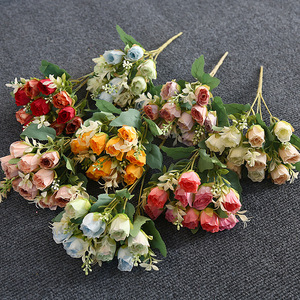 Roses artificielles Lichao en soie pour la décoration de la maison et des mariages, bouquet léger, accessoires de bricolage - Product Image 2