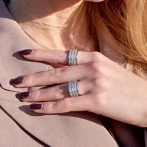 Anello da Donna Q476 in Oro Bianco con Diamante Taglio Brillante Rotondo Colore G Naturale Classico per Matrimonio - Product Image 6