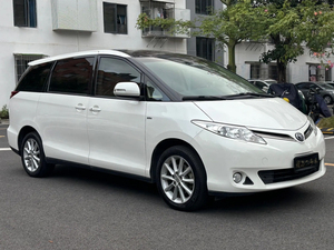 Voiture d'occasion en parfait état <span class=keywords><strong>à</strong></span> <span class=keywords><strong>vendre</strong></span>, <span class=keywords><strong>Toyota</strong></span> <span class=keywords><strong>Previa</strong></span> 2005, hayon, boîte manuelle, carburant diesel, état d'occasion, intérieur foncé, sièges en tissu - Product Image 2