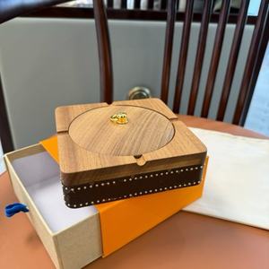 Cenicero de Madera de Nogal Sin Humo, Forma Redonda, Estilo Americano, Tamaño Grande para Sala de Estar - Product Image 1