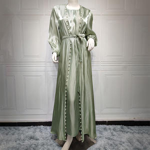 新着イスラム教徒の女性2ピースフロントパールイスラム服ライトシャイニーサテンシルクアバヤインナースリップドレスセット - Product Image 4