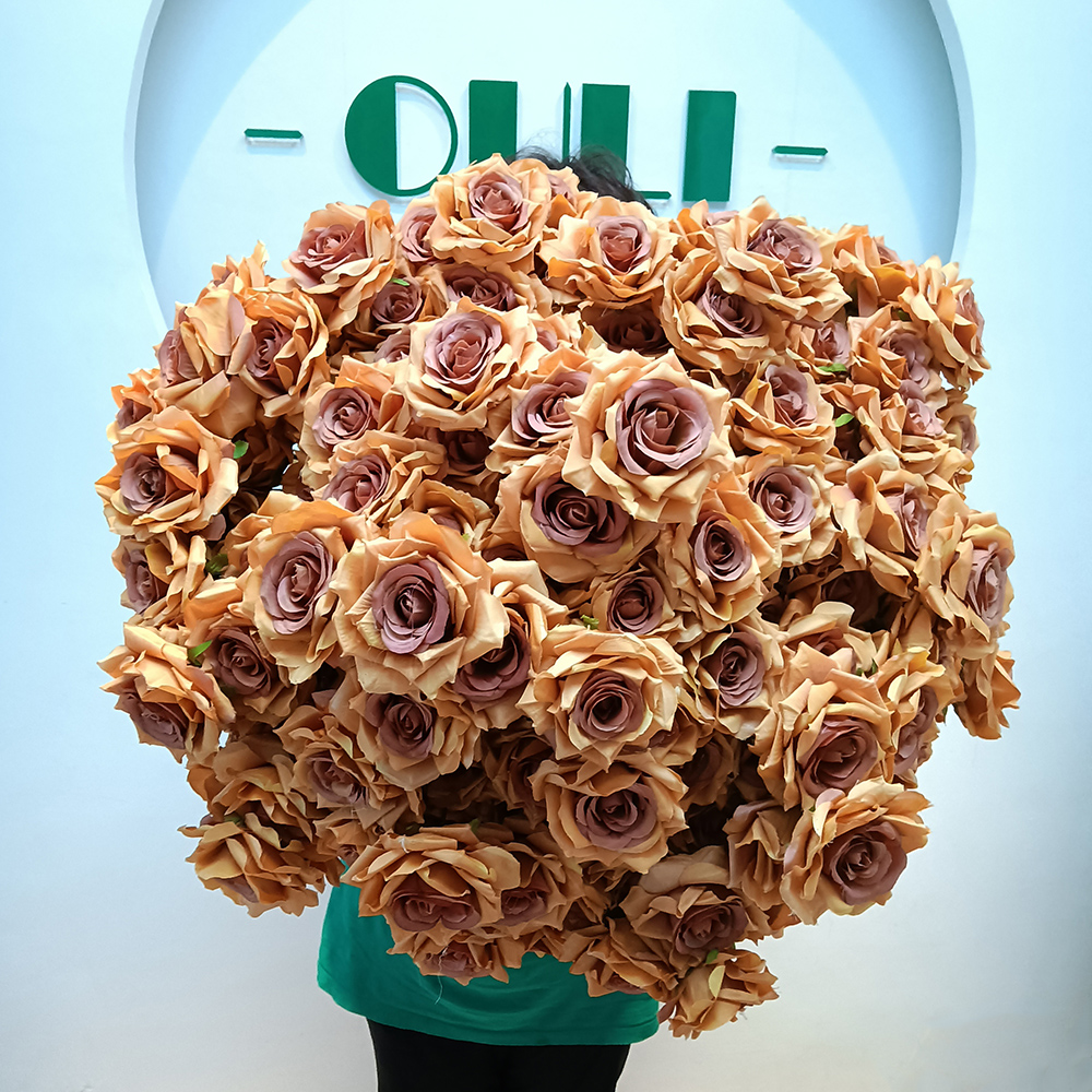 construction for shading flowers