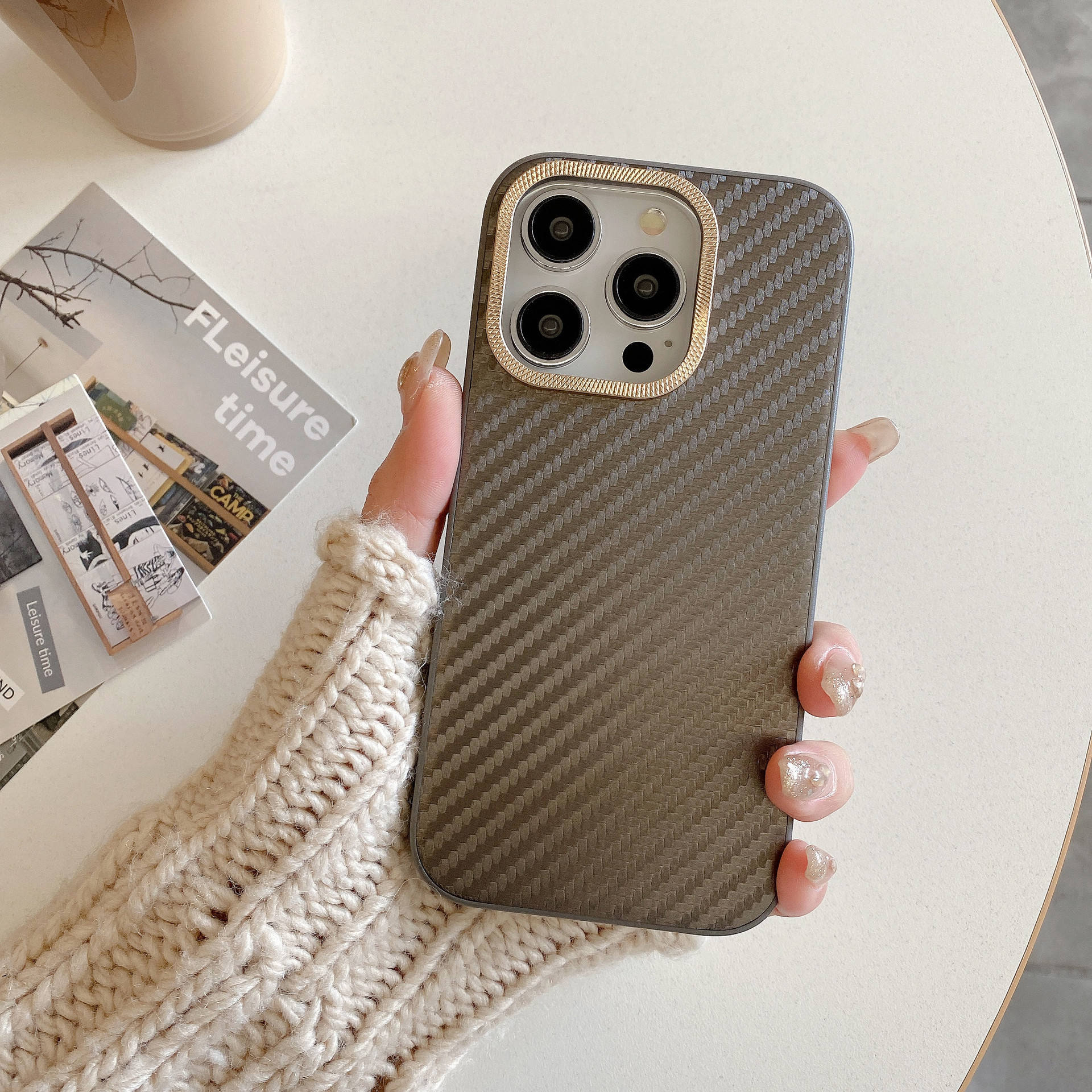 สีน้ำตาล