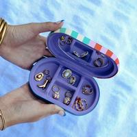 Boîte de rangement portable de luxe en cuir PU bleu marine pour bijoux, avec miroir, pour bracelets, colliers et bagues