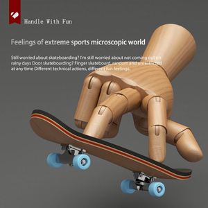 Mini Skateboard Professionnel en Bois avec Roues à Roulements – Jouet de Collection pour Enfants et Adultes - Product Image 2