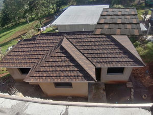 Tejas de aluminio para techo, láminas de metal recubiertas de piedra, acero y Zinc, precio en Malaui, Guinea - Product Image 5