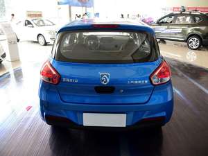 Baojun 310 1.5L Hatchback Version Fashion Automatique 2017 Voiture d'occasion inspectée Conduite à gauche Caméra de recul Sièges en tissu Foncé - Product Image 3