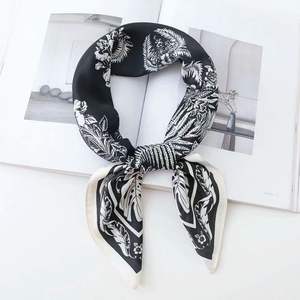 تصنيع المصنع الأكثر مبيعًا أحدث طراز أوشحة حريرية ناعمة أزياء النساء حجاب مطبوع حجاب حريري - Product Image 6