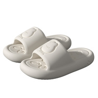 Nouvelles sandales à bout ouvert en forme d'ours mignon pour femmes et hommes, été, dessus en EVA, semelle épaisse, respirantes, antidérapantes, augmentant la taille