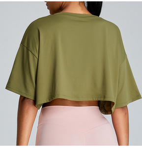 カスタムコットンオーバーサイズブランク無地白ルーズフィッティングクロップトップtシャツアスレチックスパンデックスベビーピンクジムクロップドティートシャツ女性 - Product Image 6