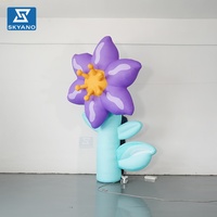 Modèle de fleur gonflable personnalisé violet avec tige pour la décoration d'événements publicitaires en extérieur, sur scène ou dans les lieux touristiques