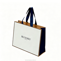 Sac en papier blanc de luxe écologique personnalisé avec poignée en ruban, sac de shopping en carton pour boutique, bijoux, vêtements, emballage de vente au détail