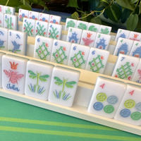 160PCS Premium 2 Lapisan Ubin Mahjong Akrilik Amerika Set Permainan Mahjong dengan Ukiran Kustom untuk Malam Permainan Keluarga