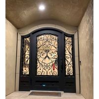 Porte en fer forgé double de luxe Prima, design classique ornemental pour manoir et propriété