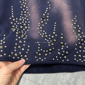 Shorts de sport personnalisés à bords bruts en molleton français avec strass, shorts en coton amples, streetwear, shorts de designer délavés à l'acide, pantalons pour hommes - Product Image 5