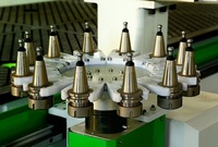 Machine CNC à broche Hiteco ATC d'Italie avec moteur servo Syntec