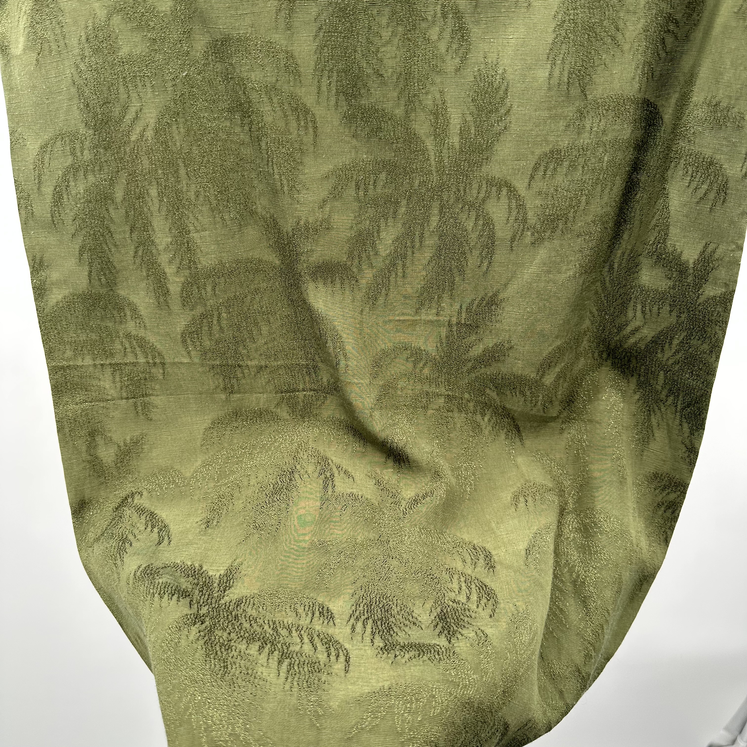 Eco-Friendly Medium-Weight Cotton Linen Viscose Woven Jacquard Palms Fabric Reactively Dyed for Boys