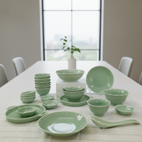 Service de table personnalisable en céladon écologique, motif poisson Koi en relief, assiettes et bols en porcelaine pour usage domestique et commercial