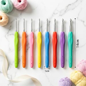 Venta al por mayor de fábrica: Agujas de tejer de metal con mango de silicona suave de 2-10 mm, herramienta de ganchillo para suéteres y accesorios de costura. - Product Image 2