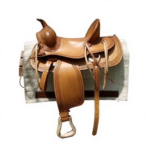 Silla de Montar para Caballo de Cuero Genuino Duradera con Diseño de Grabado Personalizado BS International, Altamente Cómoda y Absorbente del Sudor, la Mejor Silla de Montar - Product Image 4