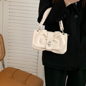 Bolso coreano tipo nube para mujer, color negro liso, diseño plegable, cierre con candado, bolso de mano para uso diario, primavera 2022 - Product Image 4