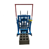 Le fournisseur d'usine fait la machine de brique de bloc de ciment à poussée directe 2-45 produire des briques creuses à 3 trous LWH 390-150-190mm