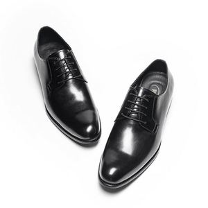 Chaussures en cuir haut de gamme pour hommes - Chaussures Derby habillées et décontractées à lacets, respirantes, à texture lisse et patinées à la main pour hommes - Product Image 3