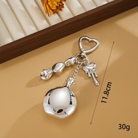 Porte-clés miroir plaqué argent tendance, breloque de sac à main irrégulière, pendentif nœud perlé, miroir de maquillage portable, cadeau pour femme