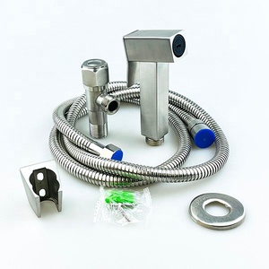 Квадратный распылитель для биде - Product Image 1