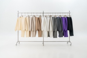 Pantalons longs décontractés noirs à poches, coupe droite, devant plat, taille mi-haute, service OEM disponible, vente en gros sur mesure, printemps et automne - Product Image 2