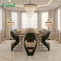 Ensemble de table à manger longue de luxe faite à la main pour restaurant, base en laiton doré, plateau en marbre, plus de 10 places, pour villa, projet de mobilier de manoir