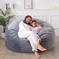 Grand pouf moderne en tissu velours gris brouillard avec mousse à mémoire de forme Remplissage doux en fausse fourrure Chaise de sol pouf inclus