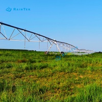 Système d'irrigation linéaire et à pivot central série V8120