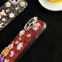 Coque de téléphone pour iPhone 18 Pro Max avec strass, motif ours et fleurs, étui de protection scintillant compatible avec iPhone 17, 16, 15, 14, 13