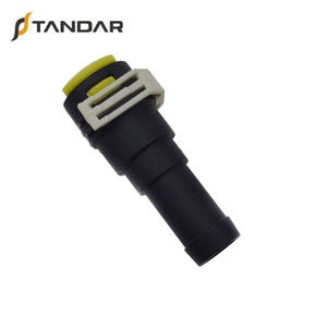 D651-61-240 D65161240 Mazda <span class=keywords><strong>3</strong></span> isıtma boru bağlantıları  kaplin - Product Image 4