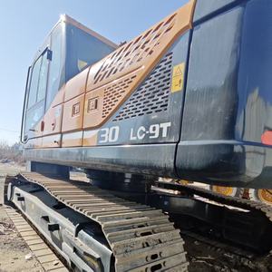 Excavadora de Orugas Estable Hyundai 300 LC-9T, Alta Fuerza de Excavación para Obras de Infraestructura a Gran Escala y Demolición - Product Image 2