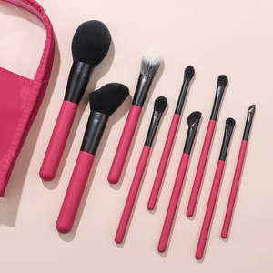 Ensemble de pinceaux de maquillage en poudre pour <span class=keywords><strong>fard</strong></span> <span class=keywords><strong>à</strong></span> paupières en cheveux synthétiques doux avec manche en bois personnalisé outils cosmétiques de luxe - Product Image 3