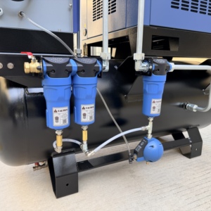 Compresor de <span class=keywords><strong>Aire</strong></span> de Tornillo Industrial Portátil, Equipo Individual, 220V, Pequeño, 7.5KW, Silencioso, para Uso en Vehículos, Venta al por Mayor, 10HP, con Secador, Tanque de Gas, CE - Product Image 2