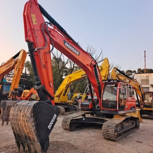 Excavatrice d'occasion Doosan DX225LCA haute performance, pelle hydraulique multifonction économique avec composants essentiels moteur et engrenages - Product Image 3