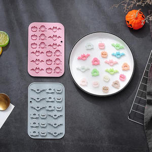 Molde de Silicona con Forma de Fantasma para Halloween, Sin BPA, Antiadherente, para Hacer Dulces Caseros, Gomitas, Chocolate, Fondant, Herramientas para Decorar Pasteles - Product Image 5