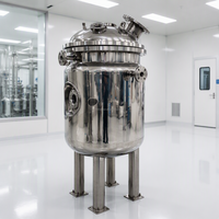 Cuve de mélange à double enveloppe avec surface de polissage sanitaire conforme aux normes GMP pour le processus de mélange de liquides biologiques