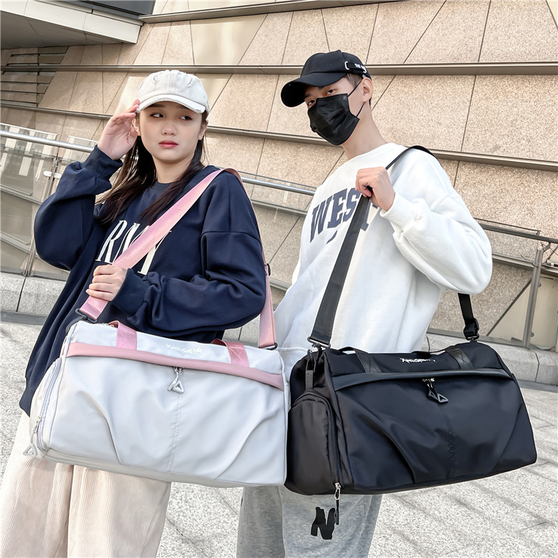 Venta al por mayor bolsos deportivos baratos-Compre online los mejores  bolsos deportivos baratos lotes de China bolsos deportivos baratos a  mayoristas | Alibaba.com