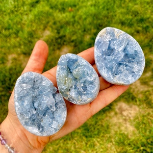 Cristaux de célestine naturels en gros, géodes, pierres de guérison pour la décoration de la maison et du bureau, cadeaux de fête, artisanat - Product Image 2