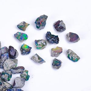 GEMKORA – opale noire brute, pierres précieuses, 25 carats, cristaux naturels bruts, chaîne de perles, pour la fabrication de bijoux, forme irrégulière - Product Image 3